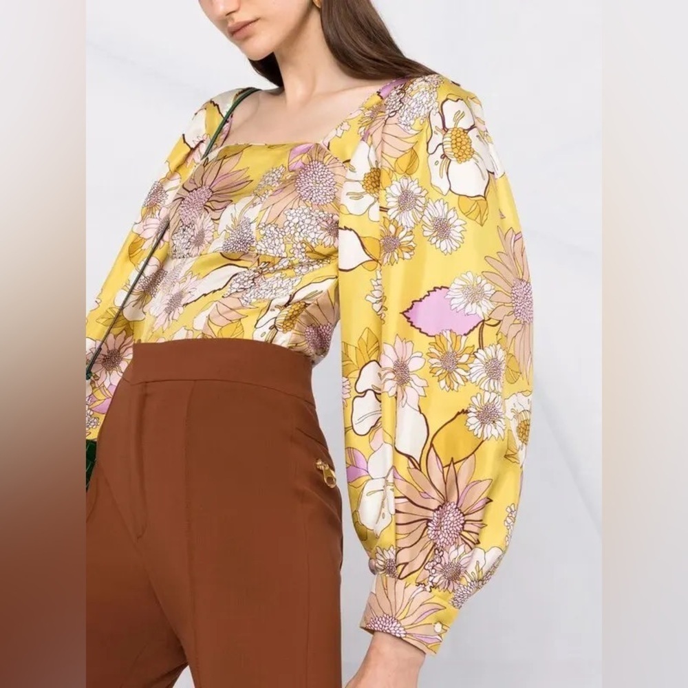 Sandro Paris Ginger Blouse 2 Medium yellow floral
Retro puff sleeve silk purple
